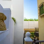 Lalasuites Sharis Apartamento