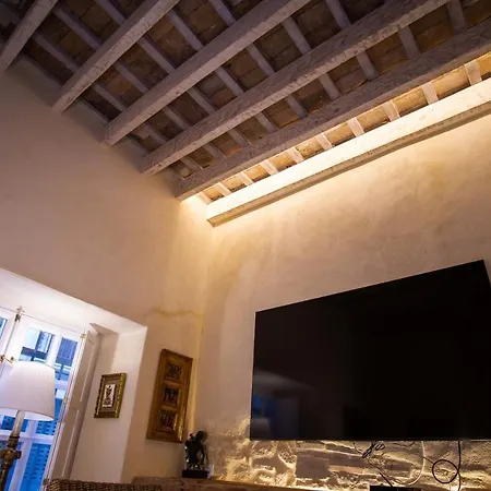 Lalasuites Sharis Apartamento